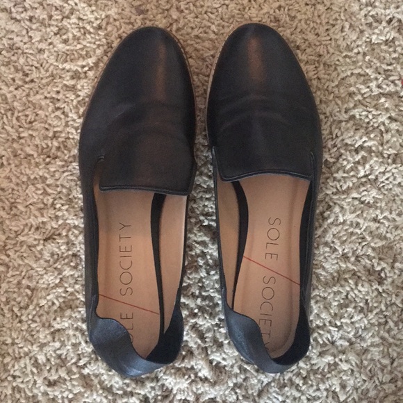 Sole Society Shoes - Black slide on leather shoes